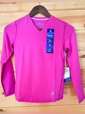 Arctic Cool Girl’s Medium Pink Long Sleeve Instant Cooling Performance Shirt NWT